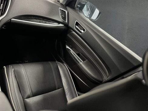 Used 2020 Acura TLX V6 w/ Technology Package FWD image 19