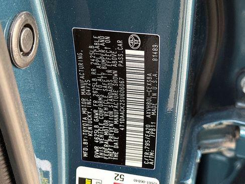 Used 2025 Toyota Camry SE w/ Multimedia Upgrade Package FWD image 33