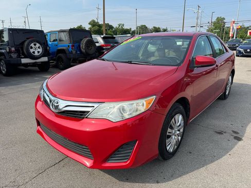 Used 2012 Toyota Camry LE FWD image 7