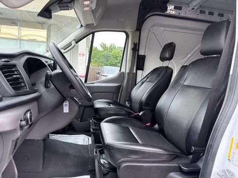 Used 2025 Ford Transit 250 148 Medium Roof Extended AWD image 15