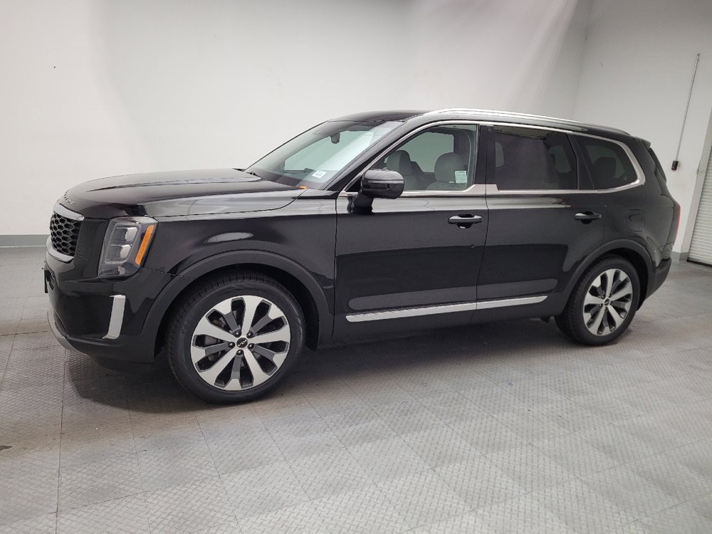 Used 2022 Kia Telluride EX w/ EX Premium Package FWD image 2