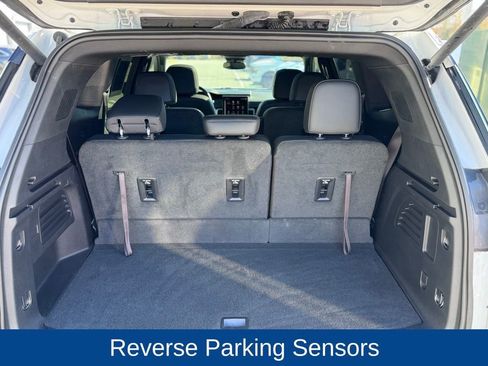 Used 2024 GMC Acadia Elevation image 7