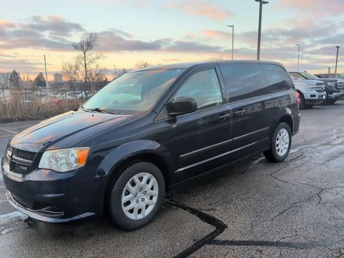 Used 2014 RAM C/V Tradesman image 1