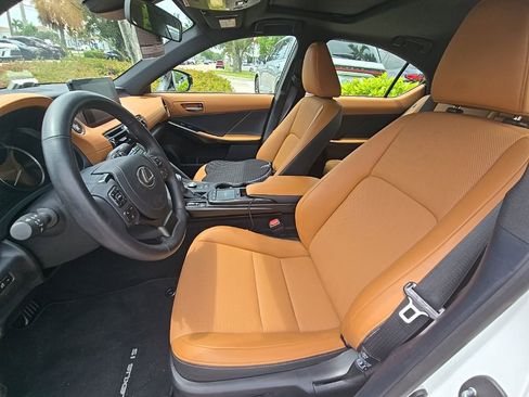 Used 2024 Lexus IS 350 F Sport RWD image 15
