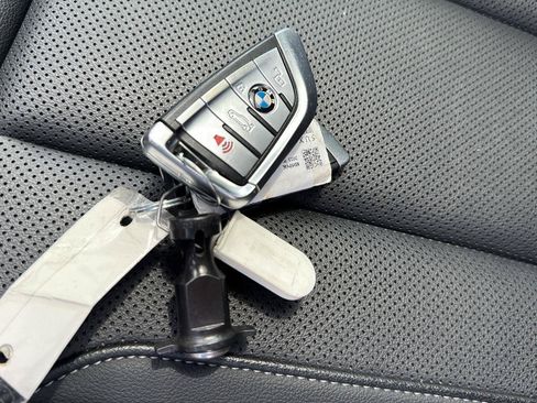 Used 2023 BMW X3 xDrive30i AWD/4WD image 23