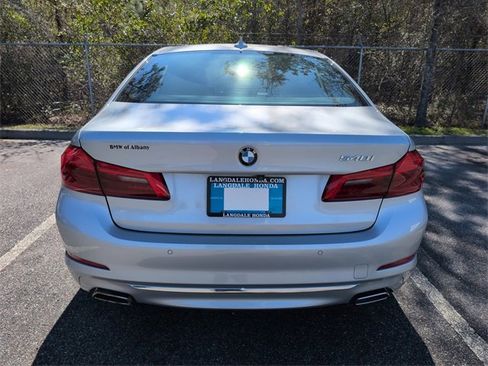 Used 2018 BMW 540i image 3