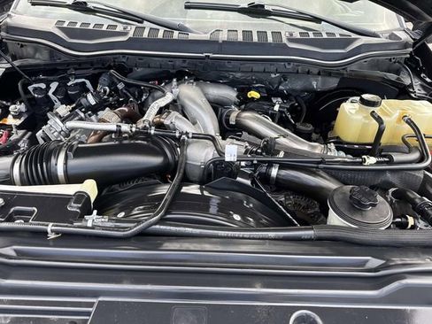 Used 2021 Ford F250 4x4 Crew Cab Super Duty image 10