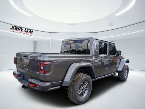 New 2026 Jeep Gladiator Mojave image 3