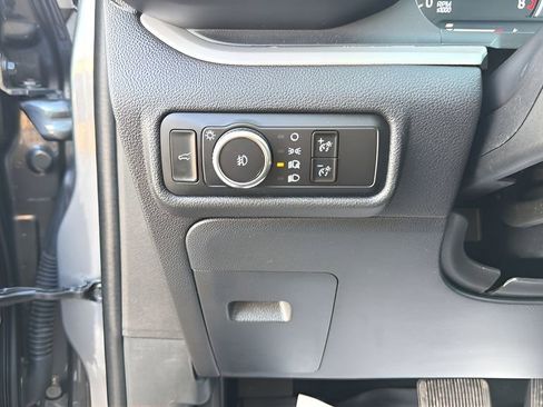 Used 2023 Ford Explorer XLT w/ Equipment Group 202A image 29