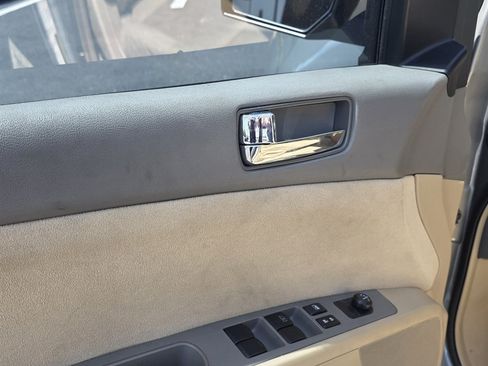 Used 2008 Nissan Sentra 2.0 S FWD image 14
