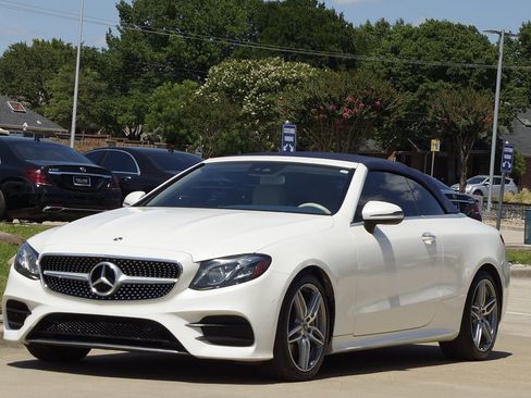 Used 2018 Mercedes-Benz E 400 Cabriolet w/ Premium 2 Package (Q02) image 4