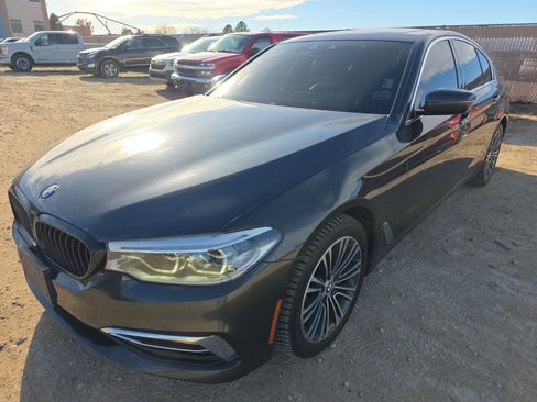 Used 2017 BMW 540i xDrive image 1