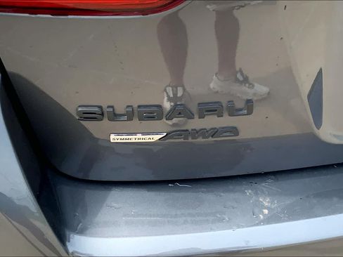 Used 2018 Subaru Impreza 2.0i Premium AWD/4WD image 9