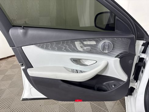 Used 2021 Mercedes-Benz E 350 Sedan image 15