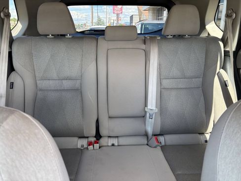 Used 2025 Nissan Rogue SV AWD/4WD image 35