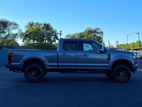 Used 2021 Ford F350 Lariat image 29
