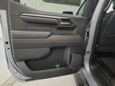Used 2024 GMC Sierra 1500 AT4 w/ Technology Package AWD/4WD image 37