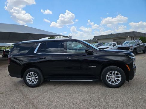 Used 2025 Chevrolet Tahoe LT RWD image 9
