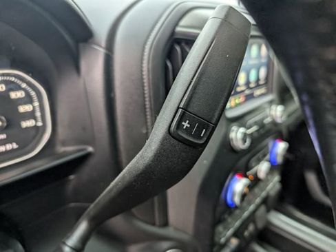 Used 2020 GMC Sierra 3500 Denali w/ Technology Package image 24