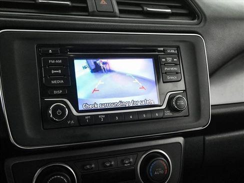 Used 2018 Nissan Leaf S w/ S Charge Package image 14