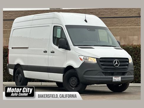 Used 2024 Mercedes-Benz Sprinter 2500 image 1
