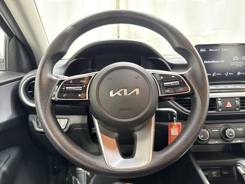 Used 2023 Kia Forte LXS w/ LXS Technology Package FWD image 16