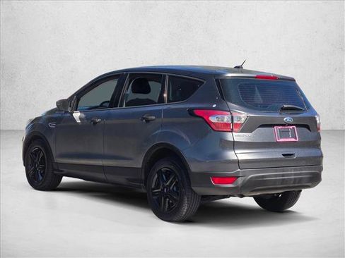 Used 2017 Ford Escape S image 8