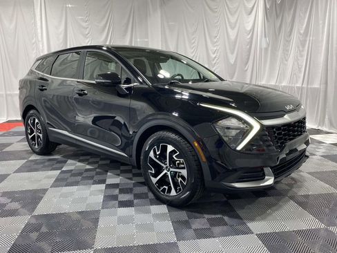 Used 2023 Kia Sportage EX image 5