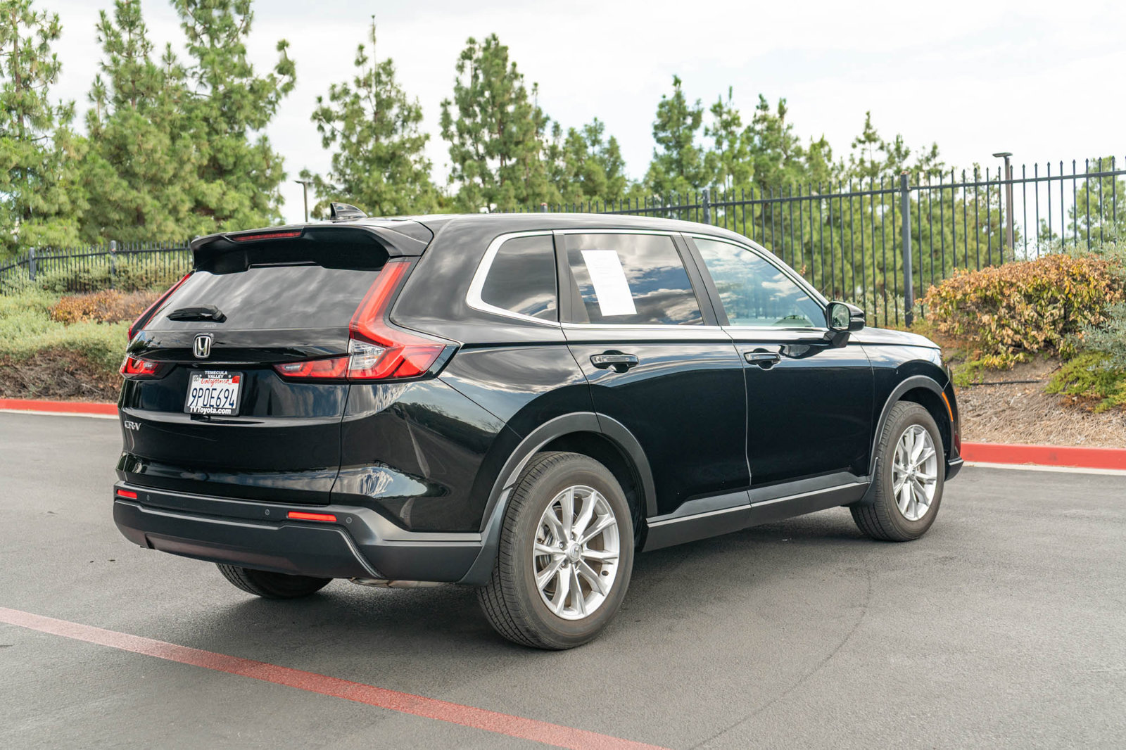 Used 2025 Honda CR-V EX-L image 9