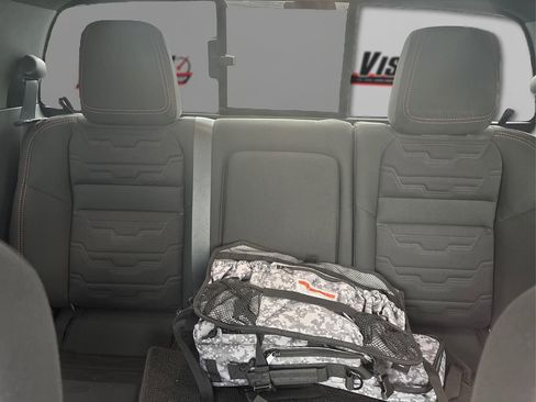 Certified 2025 Nissan Frontier PRO-4X image 17