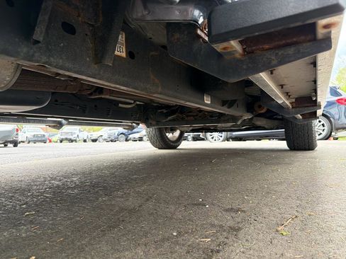 Used 2019 RAM 1500 Big Horn RWD image 15