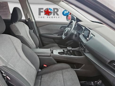 Used 2021 Nissan Rogue S image 11