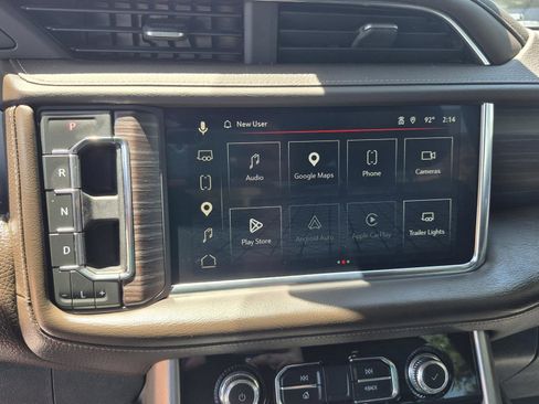 Used 2023 GMC Yukon XL Denali AWD/4WD image 29