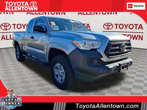 Used 2022 Toyota Tacoma SR RWD image 1