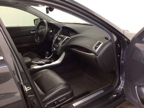 Used 2015 Acura TLX w/Tech image 26