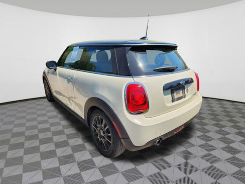 Used 2017 MINI Cooper 2-Door Hardtop FWD image 3