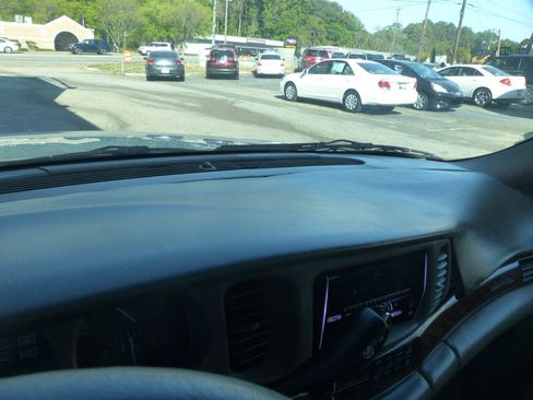 Used 2003 Buick Le Sabre Custom w/ Best Seller Package image 22