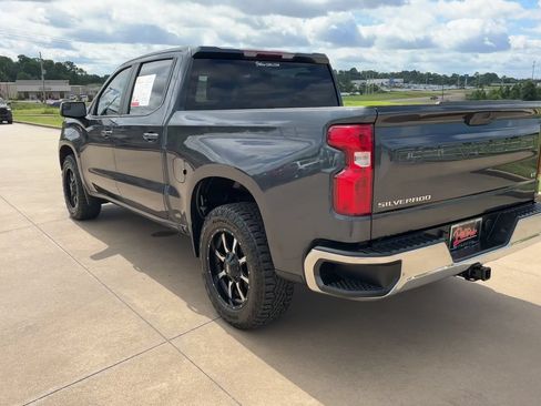 Used 2022 Chevrolet Silverado 1500 LT RWD image 7