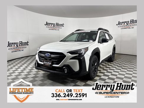 Used 2024 Subaru Outback Onyx Edition AWD/4WD image 1