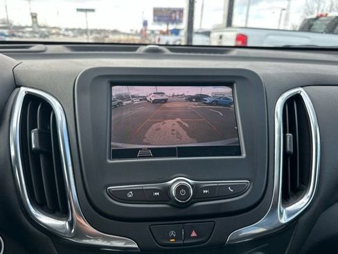 Used 2024 Chevrolet Equinox LT image 23