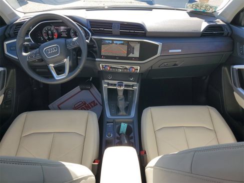 Used 2024 Audi Q3 2.0T Premium Plus image 18