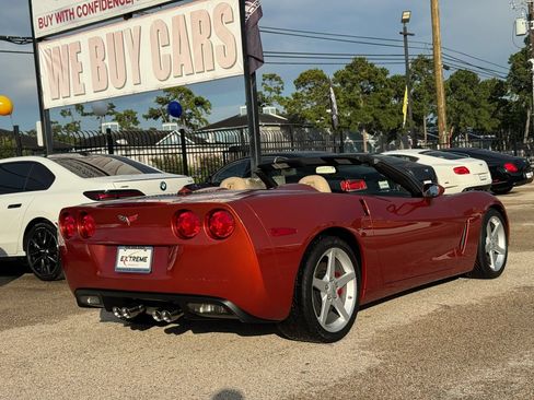Used 2005 Chevrolet Corvette Coupe w/ Preferred Equipment Group RWD image 9