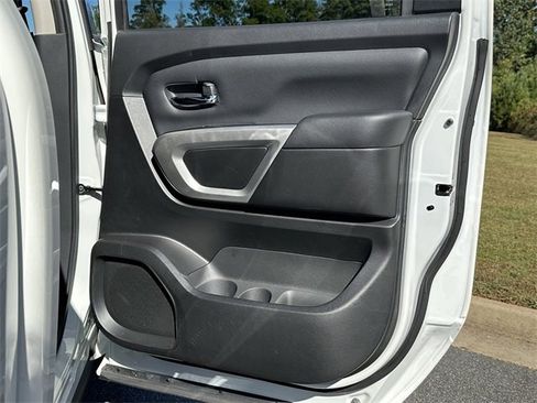 Used 2024 Nissan Titan SV w/ Accessory Utility Package image 17