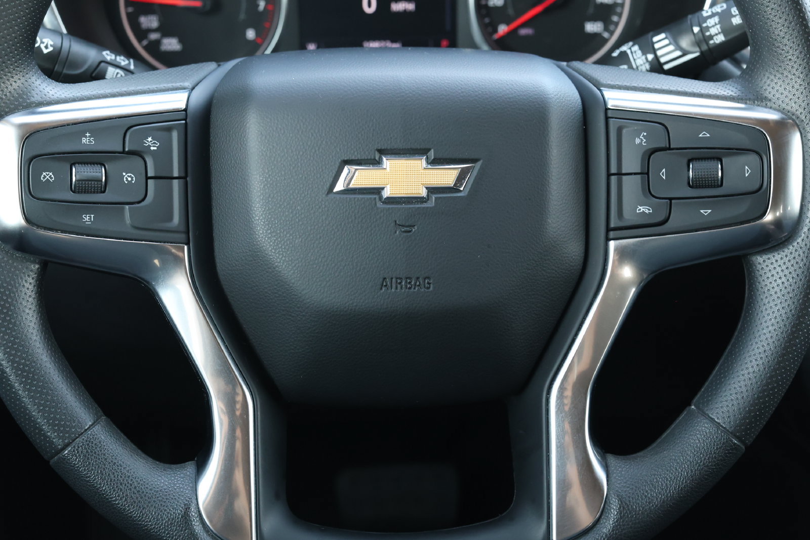 Used 2024 Chevrolet Blazer LT w/ Convenience Package FWD image 18