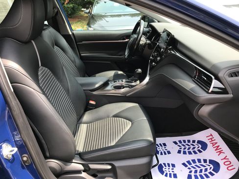 Used 2023 Toyota Camry SE w/ Convenience Package FWD image 26