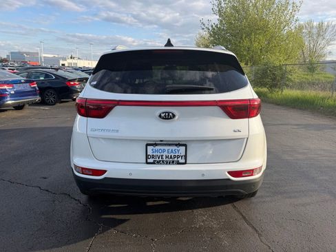 Used 2017 Kia Sportage EX w/ EX Technology Package FWD image 7