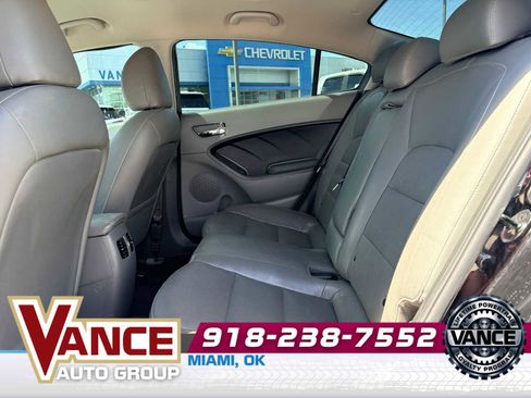 Used 2017 Kia Forte EX FWD image 13