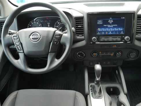 Used 2023 Nissan Frontier S w/ Technology Package AWD/4WD image 16