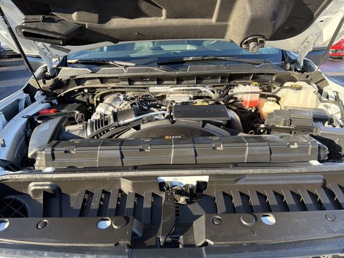 Certified 2023 GMC Sierra 2500 SLE w/ SLE Value Package; image 10