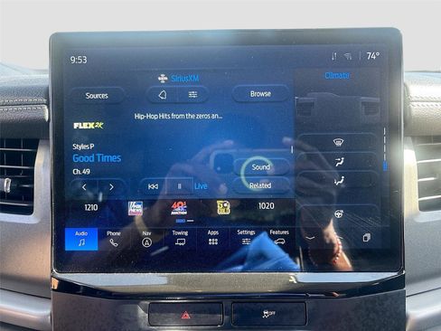 Used 2023 Ford Expedition Max XLT image 15